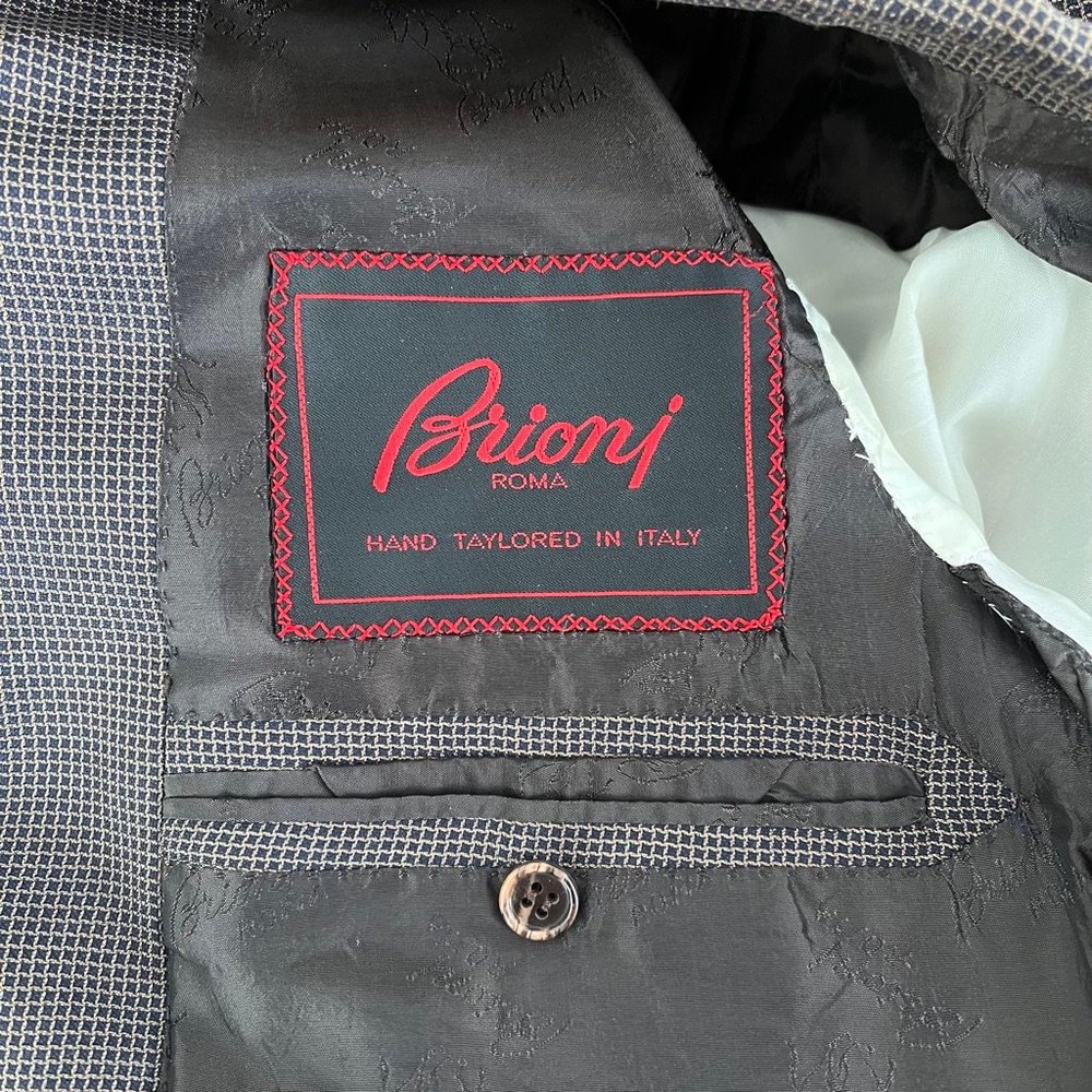 Vintage Brioni brown Italian wool/silk blazer, size 40 - Picture 3 of 4